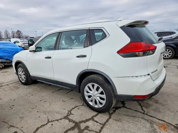 KNMAT2MT7HP507170 2017 NISSAN ROGUE - Image 2