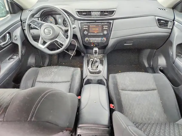 KNMAT2MT7HP507170 2017 NISSAN ROGUE - Image 8