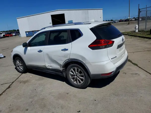 KNMAT2MT7HP513387 2017 NISSAN ROGUE - Image 2