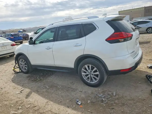 KNMAT2MT7HP514149 2017 NISSAN ROGUE - Image 2