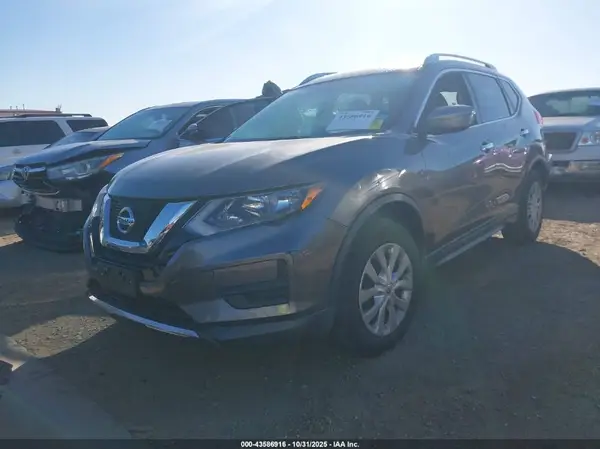 KNMAT2MT7HP518749 2017 NISSAN ROGUE - Image 2