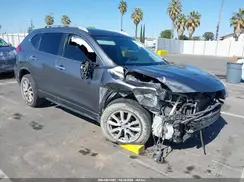 KNMAT2MT7HP522011 2017 NISSAN ROGUE
