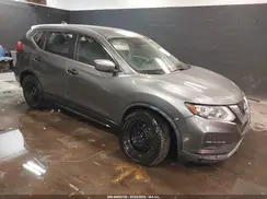 KNMAT2MT7HP532876 2017 NISSAN ROGUE