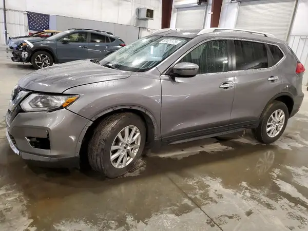 KNMAT2MT7HP533963 2017 NISSAN ROGUE - Image 1