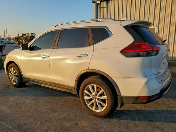 KNMAT2MT7HP543442 2017 NISSAN ROGUE - Image 2