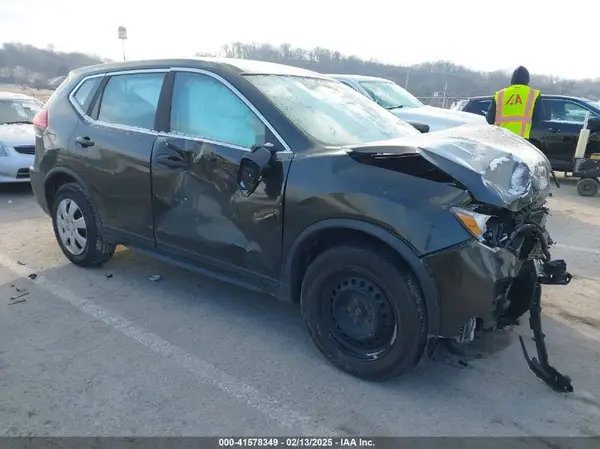 KNMAT2MT7HP544512 2017 NISSAN ROGUE - Image 1