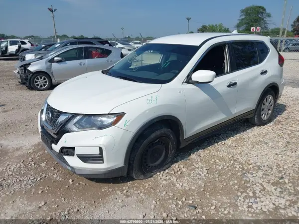 KNMAT2MT7HP544641 2017 NISSAN ROGUE - Image 2