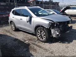 KNMAT2MT7HP545708 2017 NISSAN ROGUE