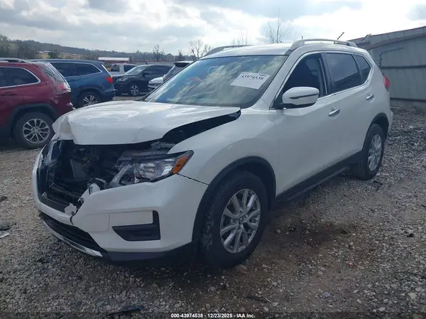 KNMAT2MT7HP551525 2017 NISSAN ROGUE - Image 2