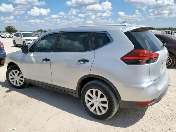 KNMAT2MT7HP562024 2017 NISSAN ROGUE - Image 2