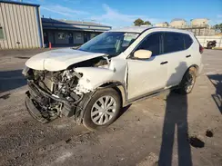 KNMAT2MT7HP562976 2017 NISSAN ROGUE