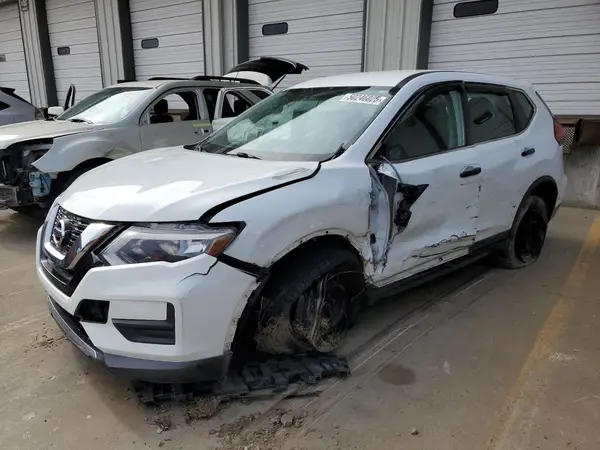 KNMAT2MT7HP566249 2017 NISSAN ROGUE - Image 1