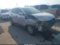KNMAT2MT7HP568180 2017 NISSAN ROGUE