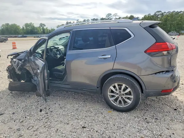 KNMAT2MT7HP571404 2017 NISSAN ROGUE - Image 2