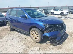 KNMAT2MT7HP572827 2017 NISSAN ROGUE