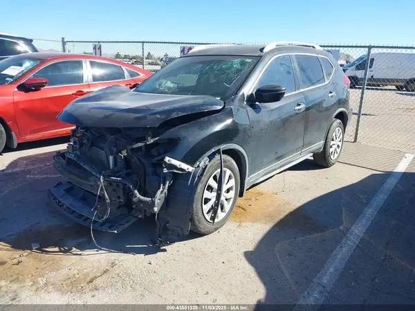 KNMAT2MT7HP573363 2017 NISSAN ROGUE - Image 2
