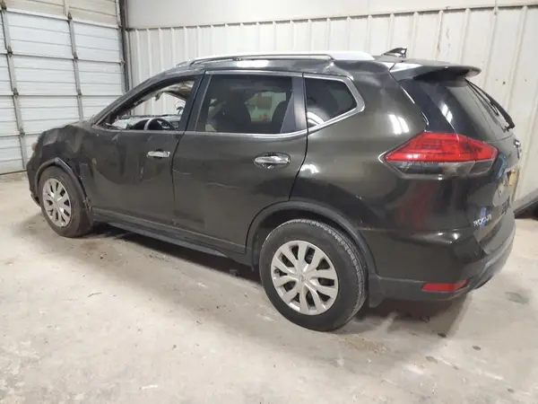 KNMAT2MT7HP576621 2017 NISSAN ROGUE - Image 2