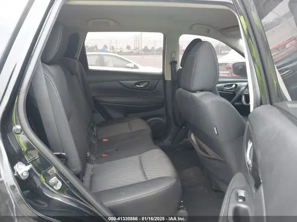 KNMAT2MT7HP585934 2017 NISSAN ROGUE - Image 8