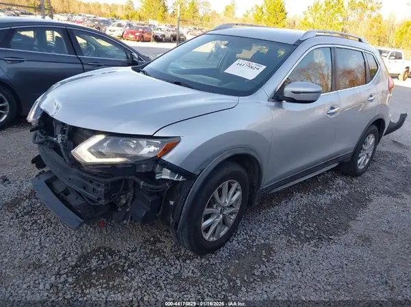 KNMAT2MT7HP595265 2017 NISSAN ROGUE - Image 2