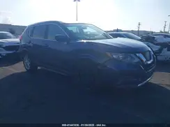 KNMAT2MT7HP600111 2017 NISSAN ROGUE
