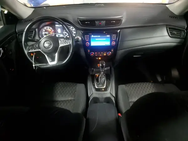 KNMAT2MT7HP600657 2017 NISSAN ROGUE - Image 8