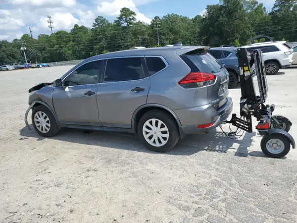 KNMAT2MT7HP604756 2017 NISSAN ROGUE - Image 2