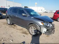 KNMAT2MT7HP606877 2017 NISSAN ROGUE