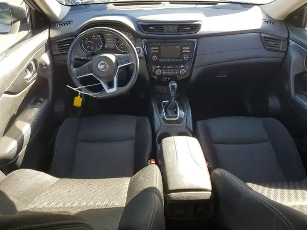 KNMAT2MT7HP616244 2017 NISSAN ROGUE - Image 8