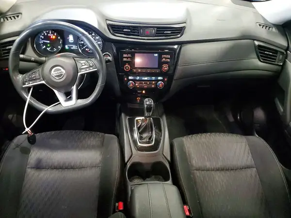 KNMAT2MT7HP617605 2017 NISSAN ROGUE - Image 8
