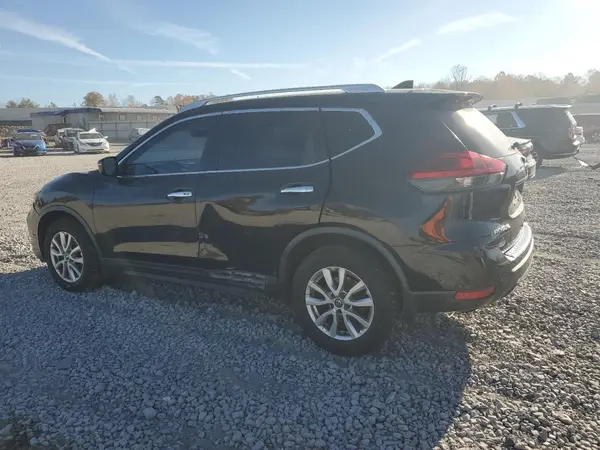 KNMAT2MT7HP618821 2017 NISSAN ROGUE - Image 2