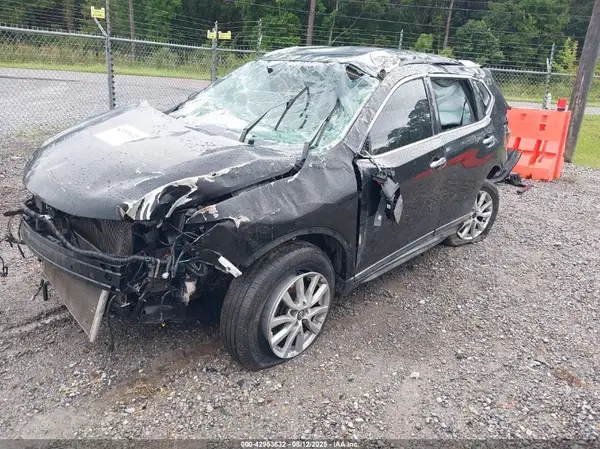 KNMAT2MT7JP503089 2018 NISSAN ROGUE - Image 2