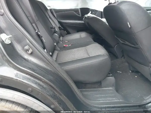 KNMAT2MT7JP503089 2018 NISSAN ROGUE - Image 8
