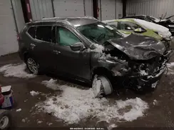 KNMAT2MT7JP503691 2018 NISSAN ROGUE