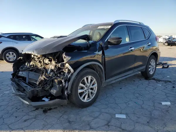 KNMAT2MT7JP506655 2018 NISSAN ROGUE - Image 1
