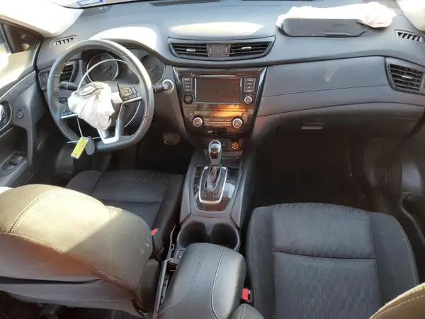 KNMAT2MT7JP506655 2018 NISSAN ROGUE - Image 8