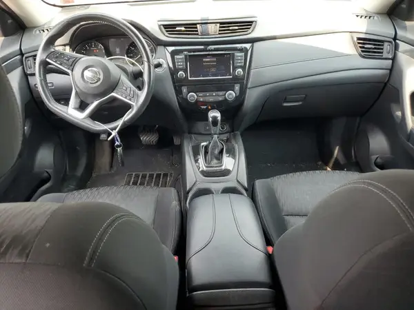 KNMAT2MT7JP509507 2018 NISSAN ROGUE - Image 8