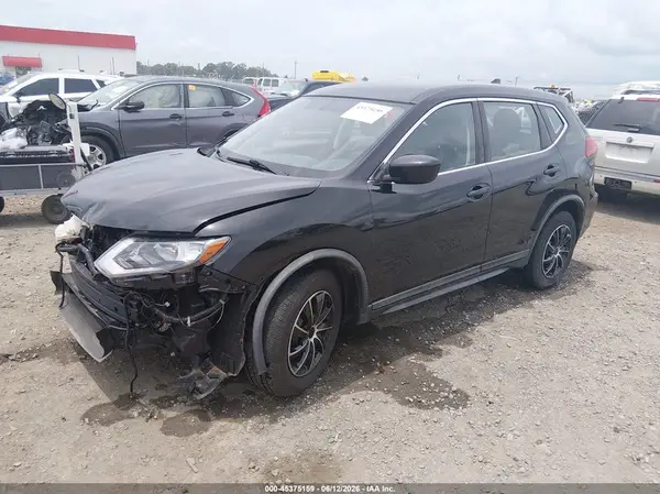 KNMAT2MT7JP510396 2018 NISSAN ROGUE - Image 2