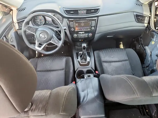 KNMAT2MT7JP522645 2018 NISSAN ROGUE - Image 8
