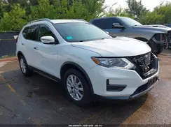 KNMAT2MT7JP523617 2018 NISSAN ROGUE