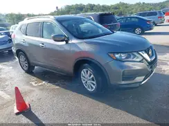 KNMAT2MT7JP524086 2018 NISSAN ROGUE