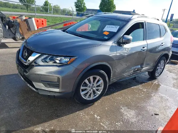 KNMAT2MT7JP524086 2018 NISSAN ROGUE - Image 2