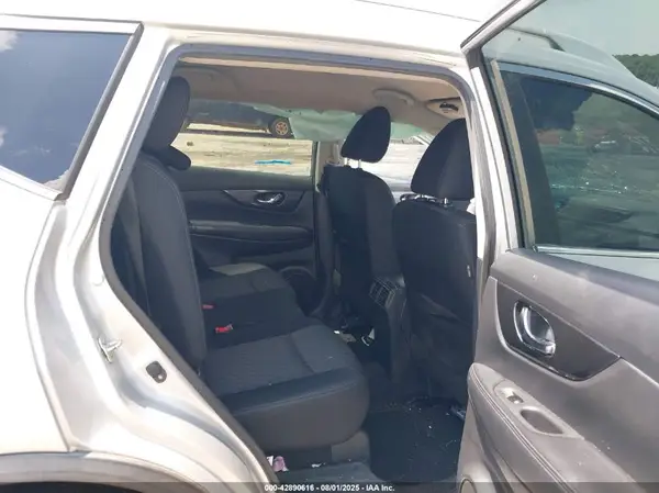 KNMAT2MT7JP524119 2018 NISSAN ROGUE - Image 8