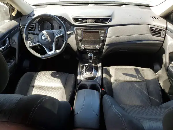 KNMAT2MT7JP524833 2018 NISSAN ROGUE - Image 8