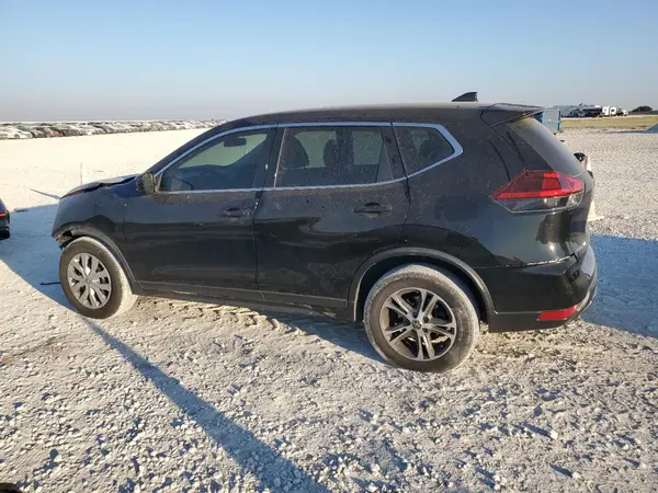 KNMAT2MT7JP529286 2018 NISSAN ROGUE - Image 2