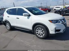 KNMAT2MT7JP529319 2018 NISSAN ROGUE
