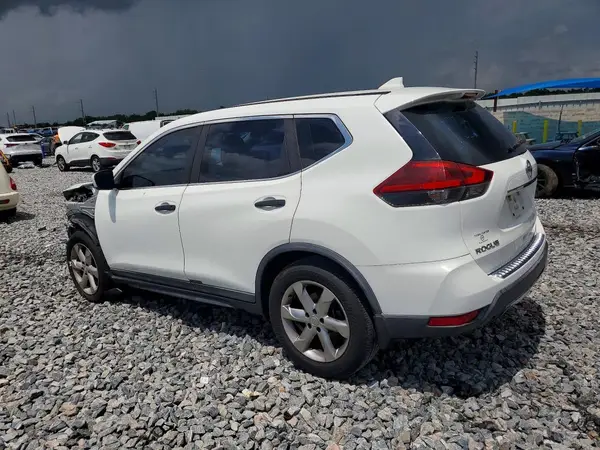 KNMAT2MT7JP530695 2018 NISSAN ROGUE - Image 2