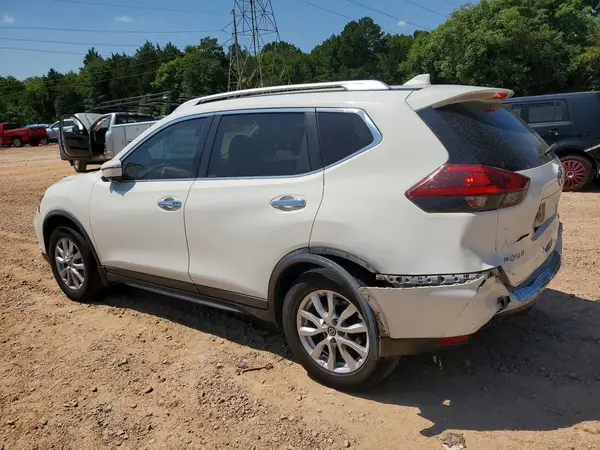 KNMAT2MT7JP530986 2018 NISSAN ROGUE - Image 2