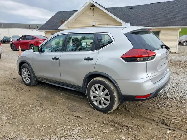 KNMAT2MT7JP531295 2018 NISSAN ROGUE - Image 2