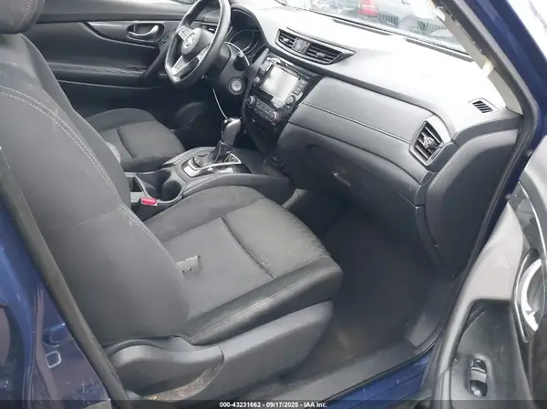 KNMAT2MT7JP531653 2018 NISSAN ROGUE - Image 8