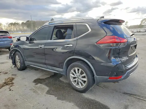 KNMAT2MT7JP532348 2018 NISSAN ROGUE - Image 2